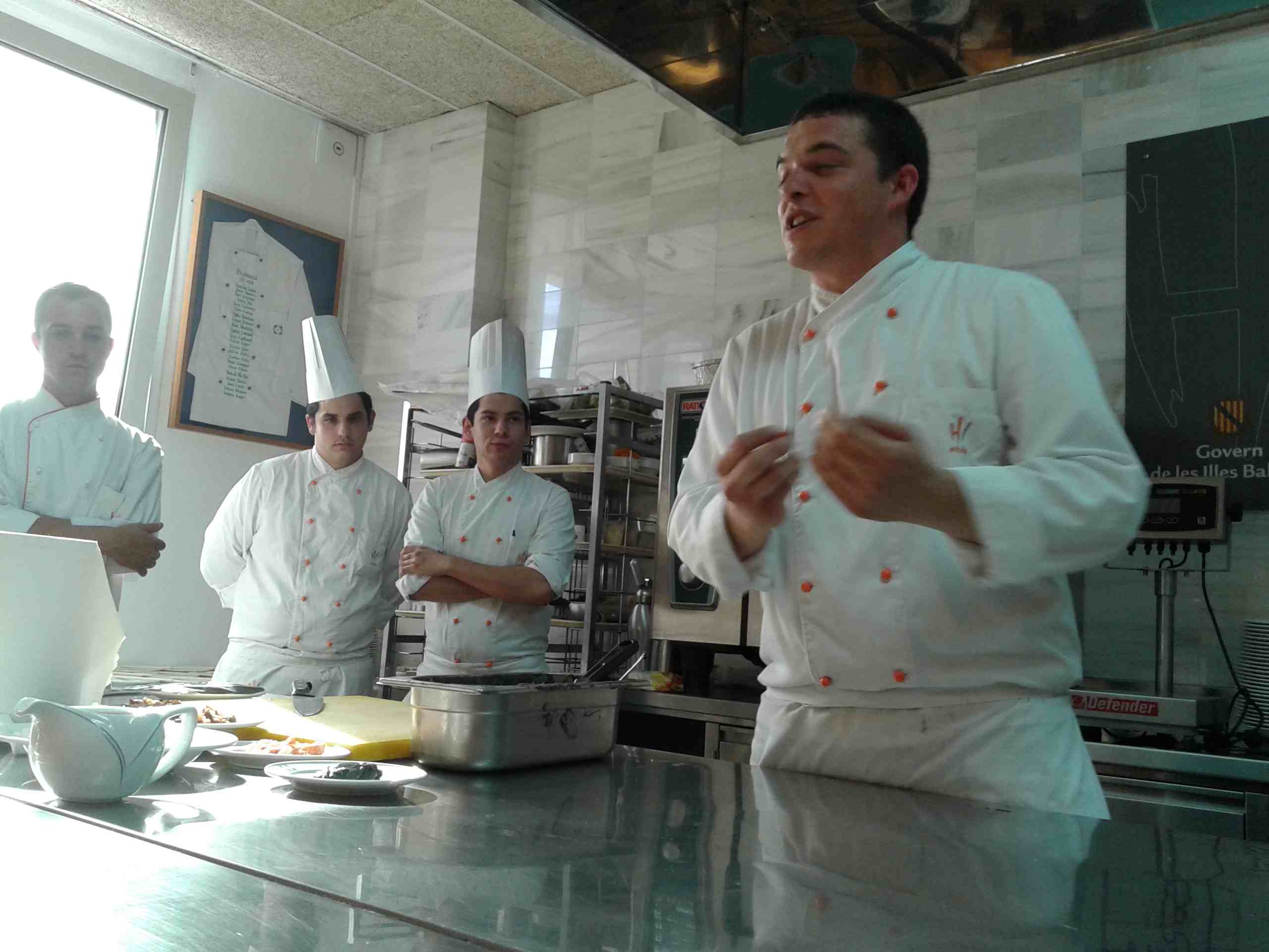 Chefs(in) & EHIB Cursos de cocina