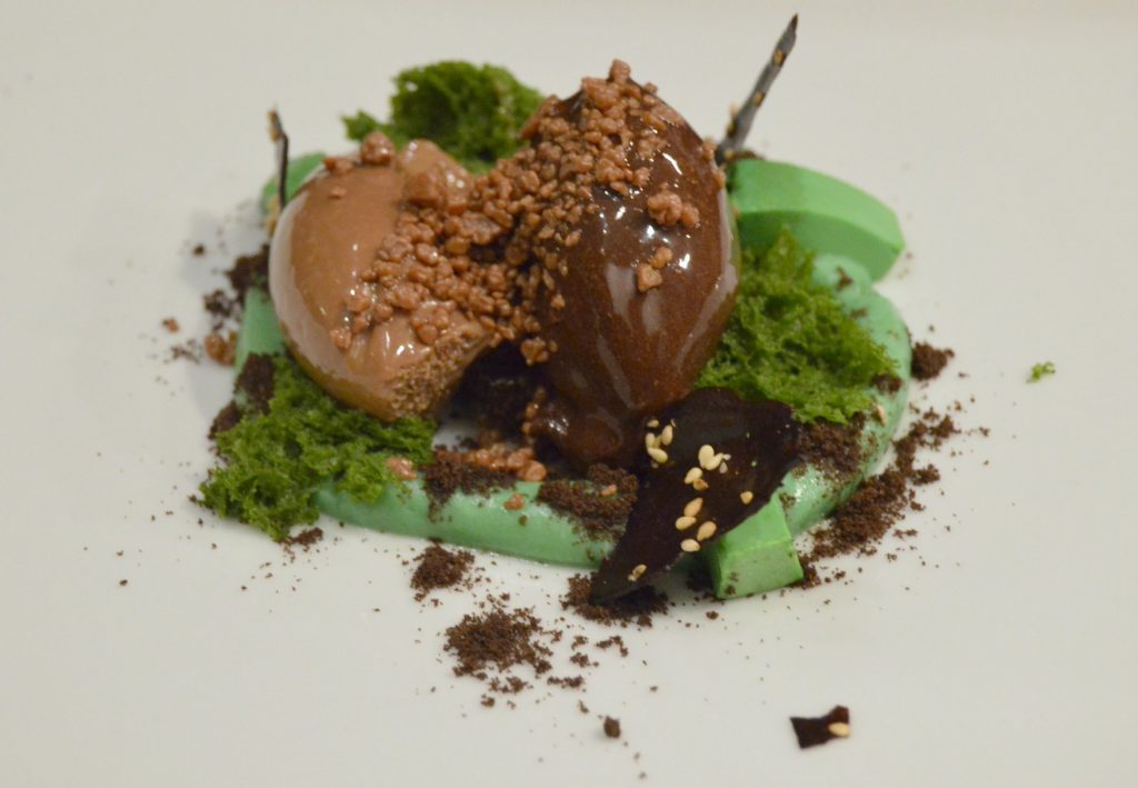 Chocolates y té verde, el postre de Tomeu Martí para el Hidden Kitchen