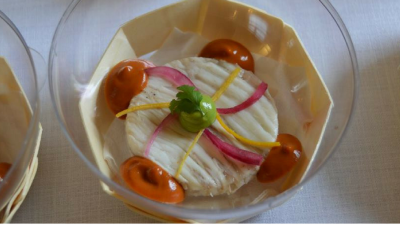 Raya a la brasa con cítricos y chiles