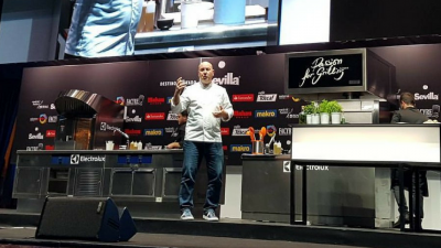 Tomeu Caldentey enseña a Madrid Fusión a cocinar en la sala